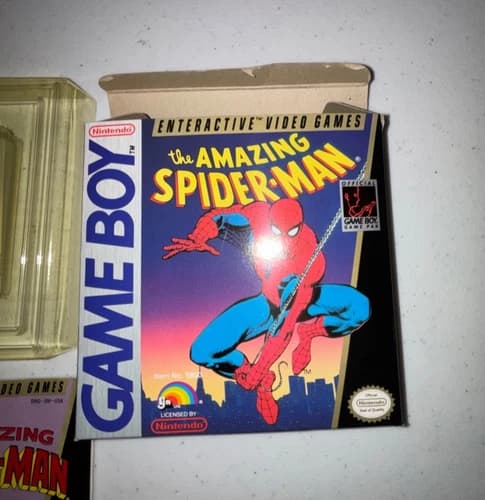 Nintendo Game Boy The Amazing Spider-Man 1990 CIB Complete Tested w/ Manual