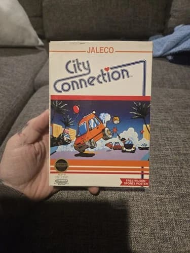 CITY CONNECTION NINTENDO NES- CIB- VERY NICE