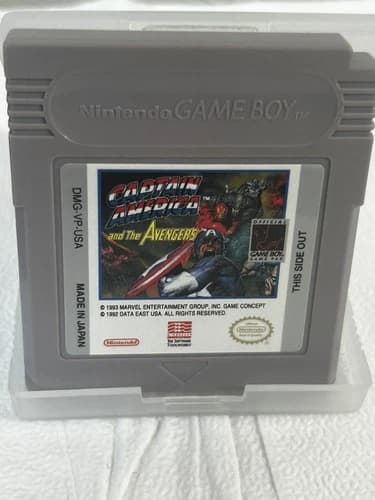 Captain America And The Avengers Nintendo Game Boy Cartridge