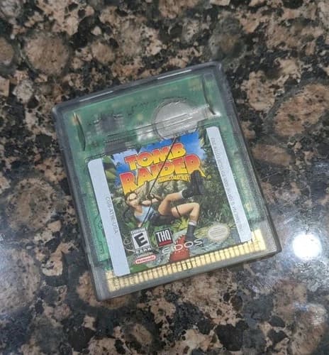 Tomb Raider Starring Lara Croft Nintendo Gameboy Color - Cartridge Only
