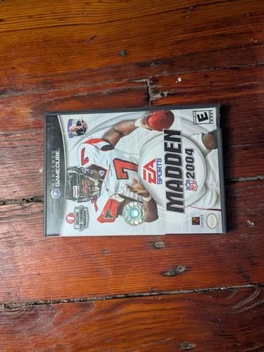 Madden NFL 2004 (Nintendo GameCube, 2003) Complete CIB Tested Works Football