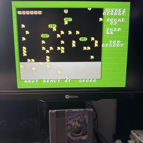 Millipede (1988) (Nintendo Entertainment System, NES)