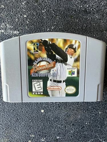 Major League Baseball Featuring Ken Griffey Jr Nintendo Sports N64 E Rated 1998