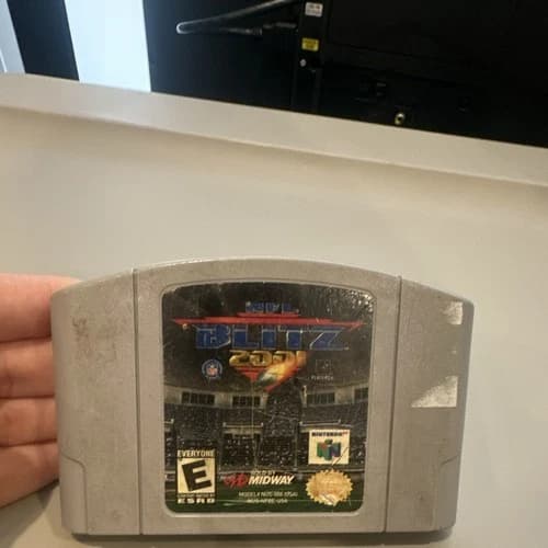 Midway NFL Blitz 2000 Nintendo 64 N64 E Sports NTSC-U/C (US/Canada)