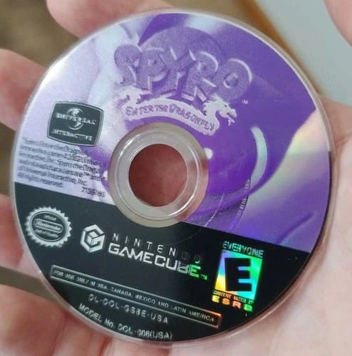 Spyro Enter the Dragonfly Nintendo GameCube Game Disc Only Moderately Scratched