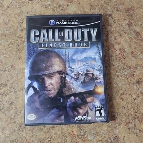 Call of Duty: Finest Hour (Nintendo GameCube 2004) CIB Complete w/ Manual Tested