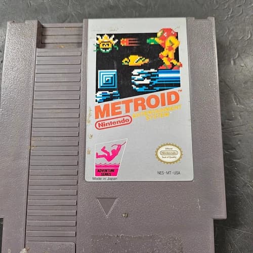 Metroid (Nintendo NES, 1987) Tested Original Nice label 8 Bit video game