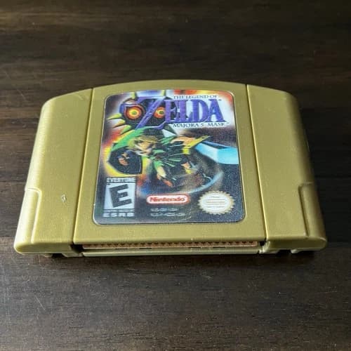 ​Zelda Majora's Mask N64 - Holographic Gold Cartridge - Authentic and Tested