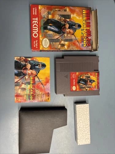 Ninja Gaiden Nintendo Entertainment System 1989 NES CIB Complete