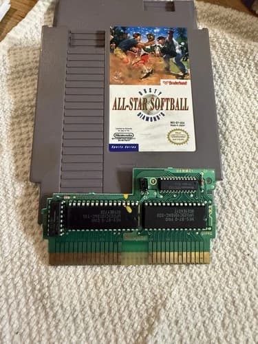 Dusty Diamonds All-Star Softball for Nintendo NES Complete in Box