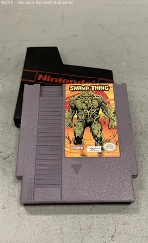 Vintage Nintendo Nes Swamp Thing video Game Cartridge