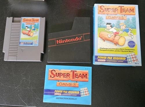 Super Team Games Complete with box and manual NES NINTENDO COMPLETE