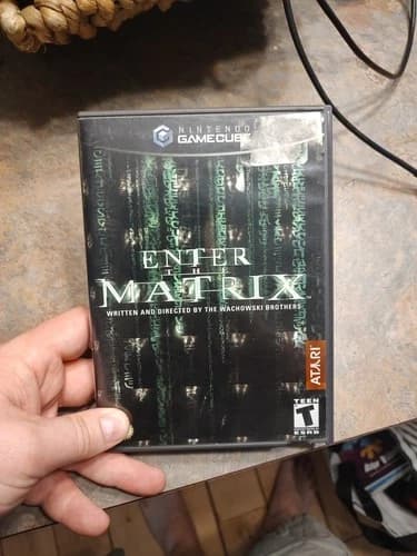 Enter the Matrix (Nintendo GameCube, 2003) Pre-Owned Complete In Box With Manual