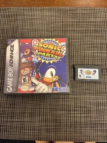Sonic Pinball Party (Game Boy Advance)