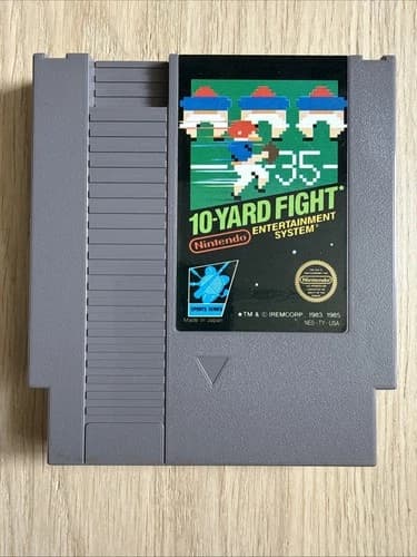 10-Yard Fight (Nintendo Entertainment System, 1985)
