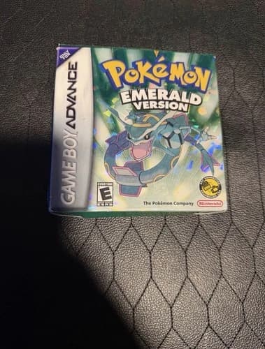 Pokemon Emerald Nintendo Game Boy Advance GBA - Complete CIB - Tested Authentic