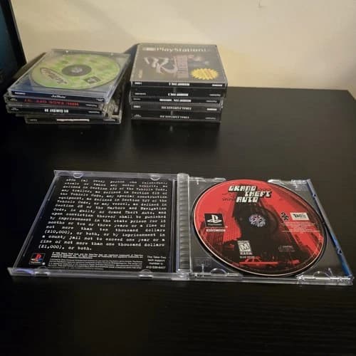 Grand Theft Auto PS1 PlayStation 1 Complete CIB Black Label Rare GTA