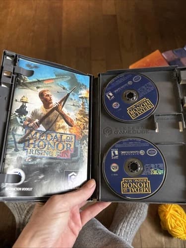 Nintendo GameCube Medal of Honor Rising Sun Authentic OEM CIB