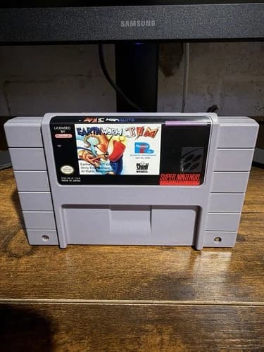 Earthworm Jim SNES Original Game, Super Nintendo Entertainment System, 1994