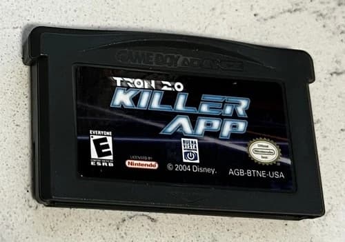Tron 2.0: Killer App (Nintendo Game Boy Advance)