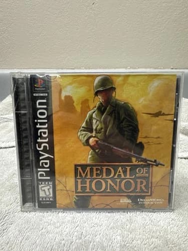Medal of Honor PS1 Complete CIB Black Label Sony PlayStation Tested