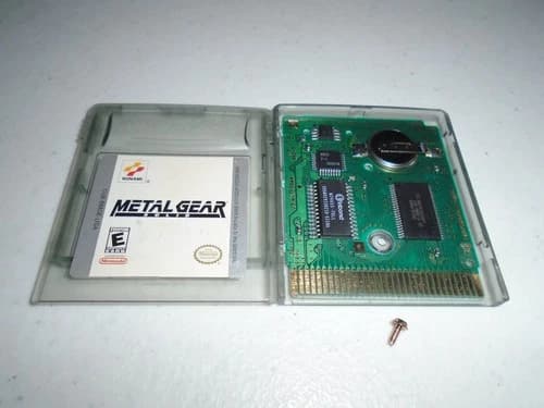Metal Gear Solid by Konami (saves!) ☆☆ Authentic (Nintendo Game Boy Color)