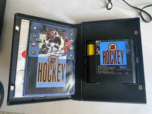 NHL Hockey Sega Genesis Video Game Electronic Arts EA Sports