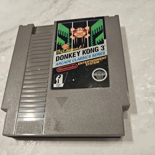 Nintendo Donkey Kong 3 NES NTSC-U/C Arcade Classics Series Game Cartridge