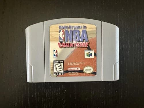 Kobe Bryant in NBA Courtside (Nintendo 64, 1998) N64