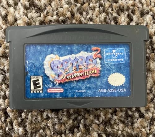 Spyro 2: Season of Flame Nintendo Game Boy Advance, 2002 Tested Working