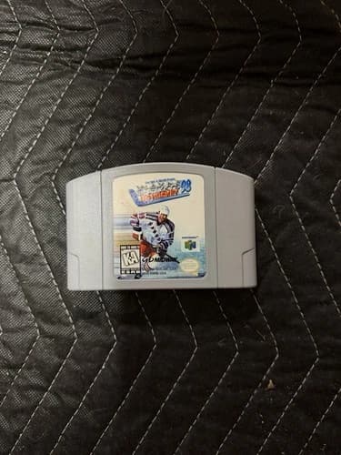 Wayne Gretzky's 3D Hockey '98 Nintendo 64 Game Authentic N64 Cartridge