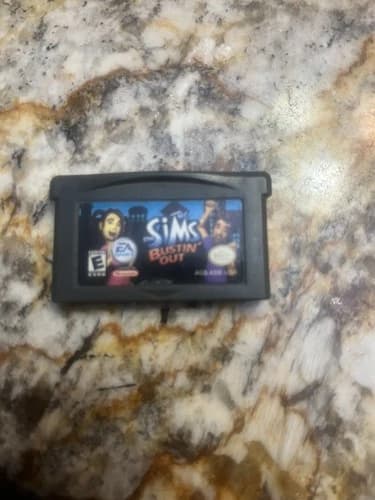 Sims Bustin' Out (Nintendo Game Boy Advance, 2003)