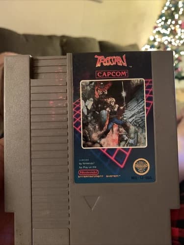 Nintendo NES Trojan Video Game Cartridge Only Authentic Capcom 1985 HG34