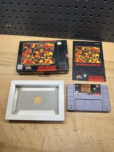 Authentic WWF Raw (Super Nintendo Entertainment System, 1994) Complete In Box