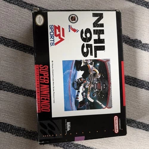 NHL 95 Super Nintendo SNES Complete CIB Original Box, Manual, Game See Box Pics