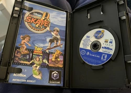 Disney's Extreme Skate Adventure (Nintendo GameCube) CIB Complete in Box