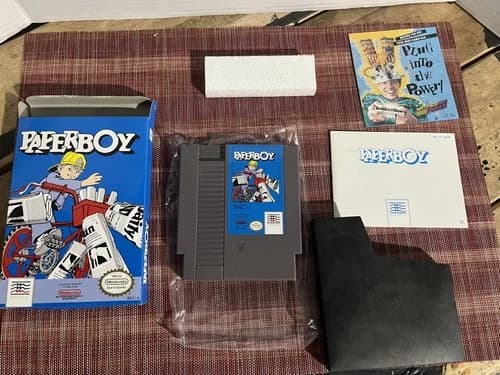 Paperboy (Nintendo Entertainment System, 1988) CIB In Box in Excellent Shape