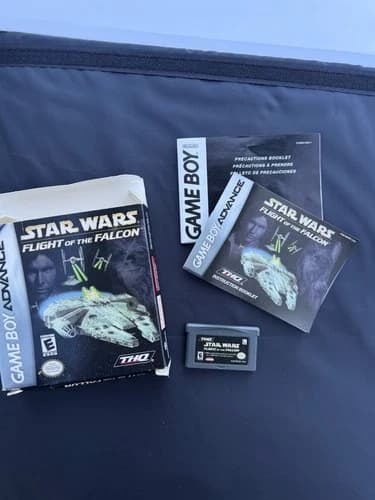 GAME BOY ADVANCE STAR WARS FLIGHT OF THE FALCON - CIB