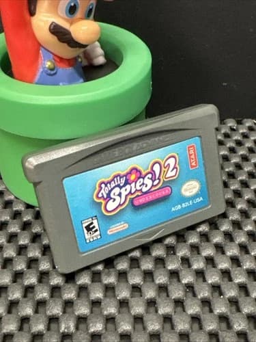 Totally Spies! 2 Undercover (Gameboy Advance GBA Game) - Tested