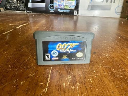EXCELLENT 007 Nightfire Game Boy Advance GBA James Bond Handheld Video Game