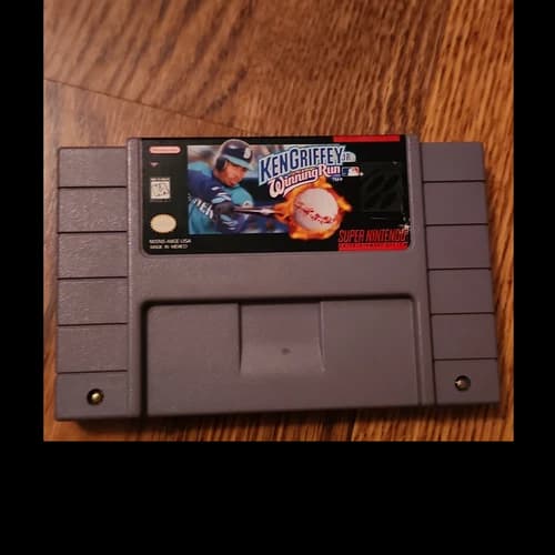 Nintendo Ken Griffey Jr.'s Winning Run Super Nintendo SNES NTSC-U/C Baseball