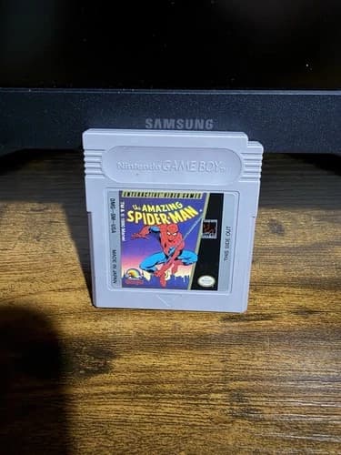 The Amazing Spider-Man Nintendo Game Boy 1990 Genuine OEM Authentic