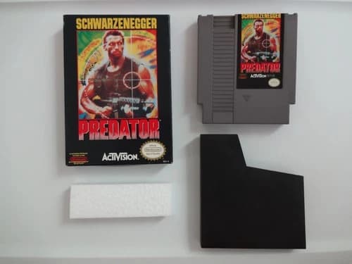 Predator Complete in Box Nintendo NES CIB Schwarzenegger