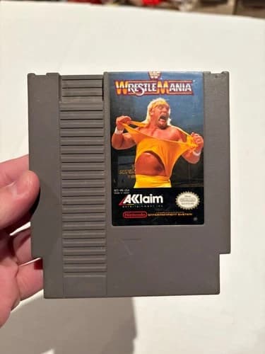 VINTAGE 1988 NES Nintendo WWE WWF Wrestlemania Game Cartridge HULK HOGAN