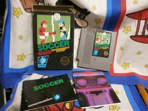 Nintendo NES SOCCER Game COMPLETE IN BOX RARE