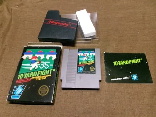 #636 10-Yard Fight (Nintendo Entertainment System, 1985) - Complete In Box!
