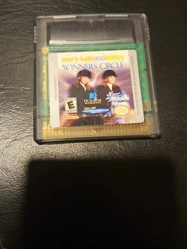 Mary-Kate and Ashley: Winners Circle (Nintendo Game Boy Color, 2001)