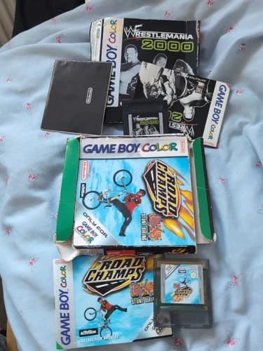 wrestlemania 2000 Gameboy color And Road Champs