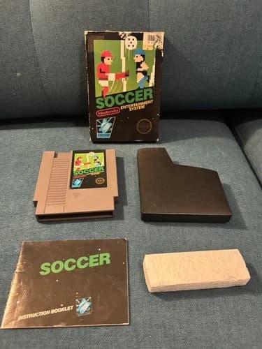 Nintendo NES CIB Soccer Gloss Sticker RARE (Nintendo Entertainment System 1985)