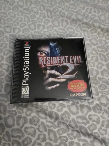 Resident Evil 2 PlayStation 1 PS1 CIB Complete Dual Shock! Bonus Content on disc